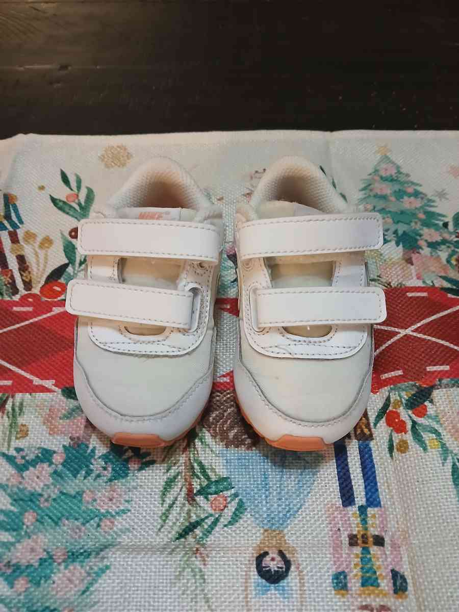 Baby shoes Nike size 4C - Indianapolis, Indiana - FleaMarketBay