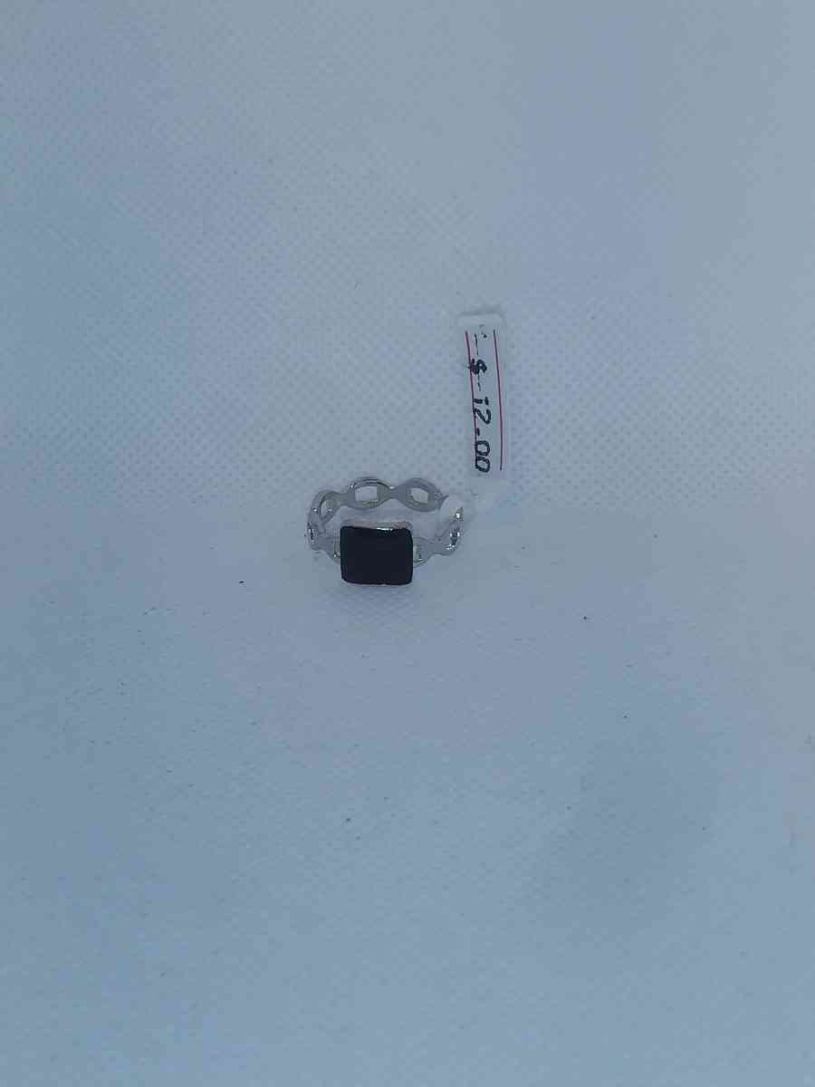 Black Square Chain Retro Geometric Ring - Roanoke, Virginia - FleaMarketBay