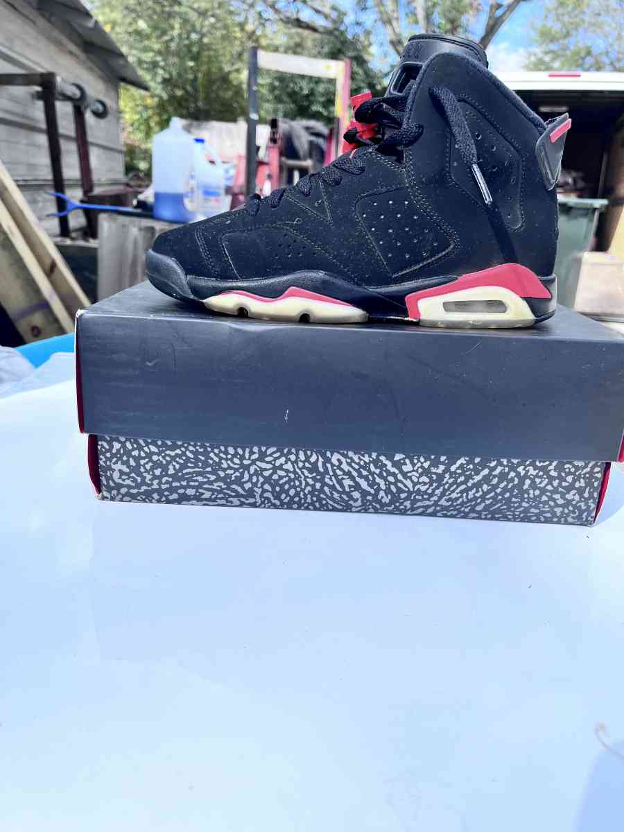 black nikkie shoes - Fayetteville, North Carolina - FleaMarketBay