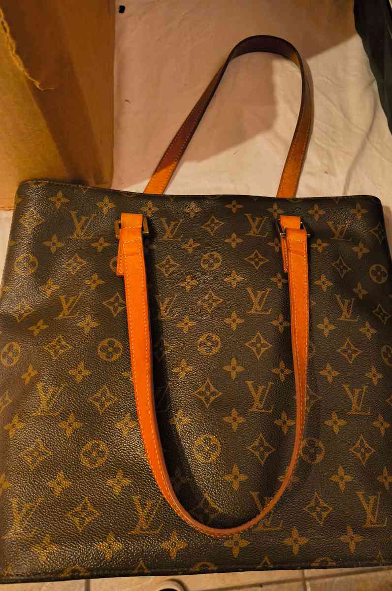 Louis Vuitton Vintage Handbag - Alexandria, Louisiana - FleaMarketBay