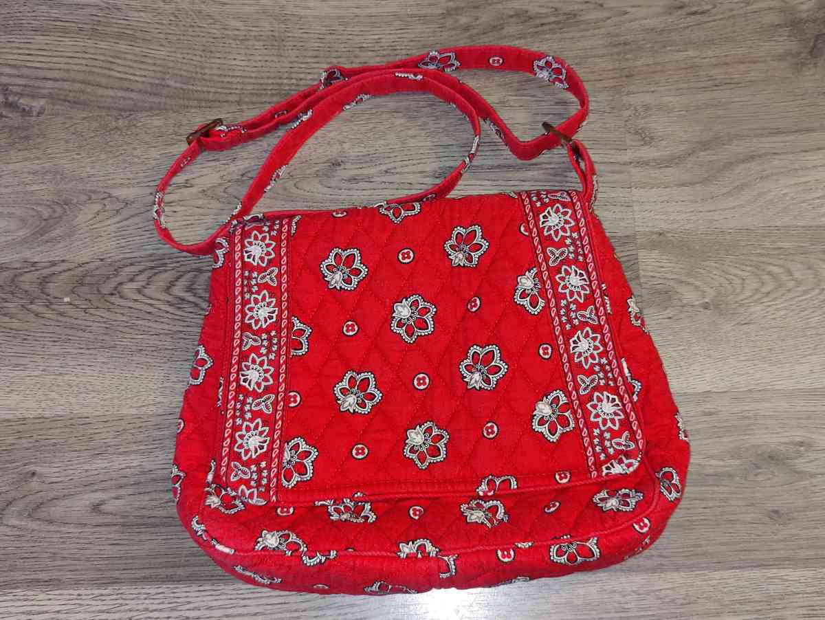 Vera Bradley Red Paisley Bandana Crossbody Bag - Kokomo, Indiana - FleaMarketBay
