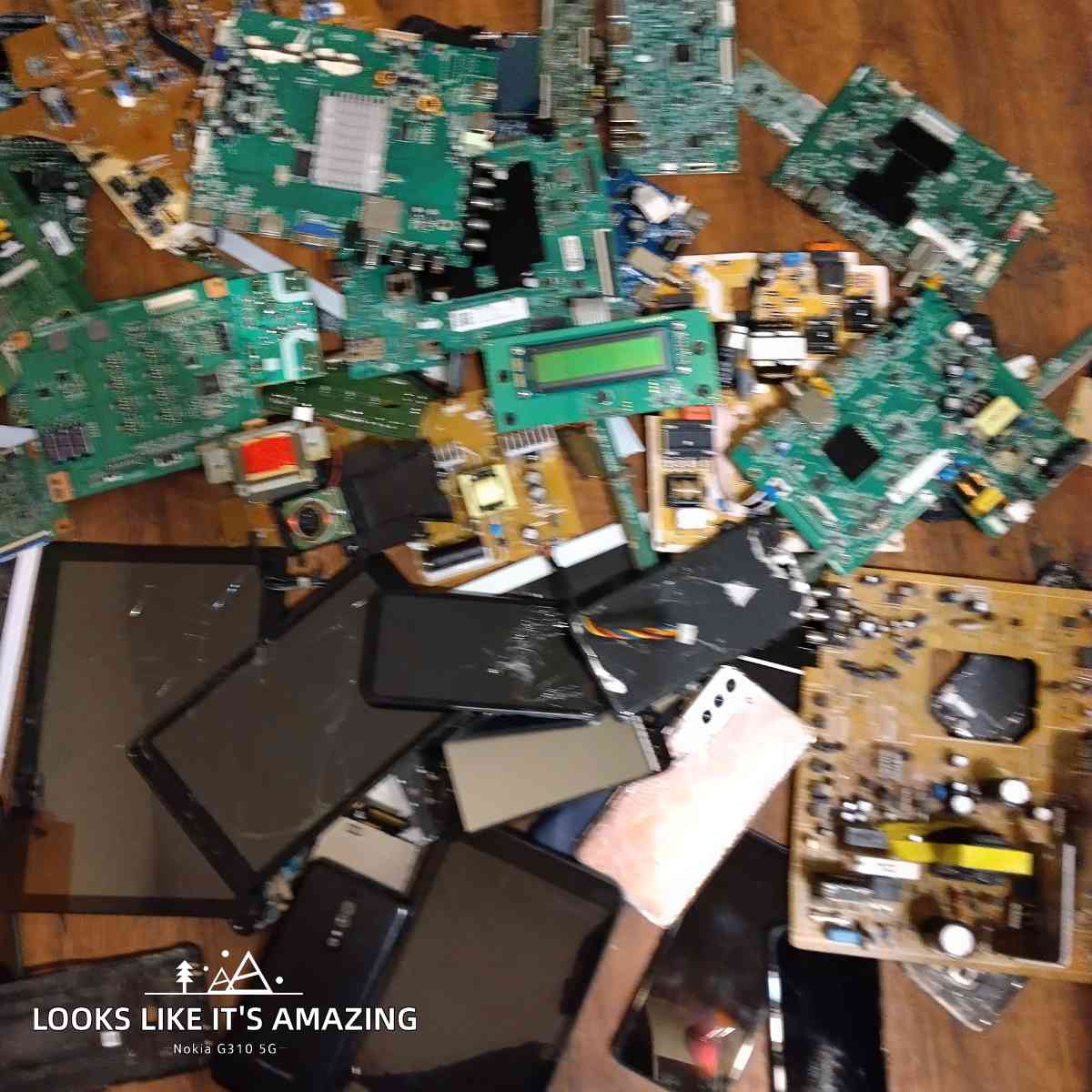 PRINTED CIRCUIT BOARDS AND CELL PHONES AND TABLETS - Houston, Texas - FleaMarketBay