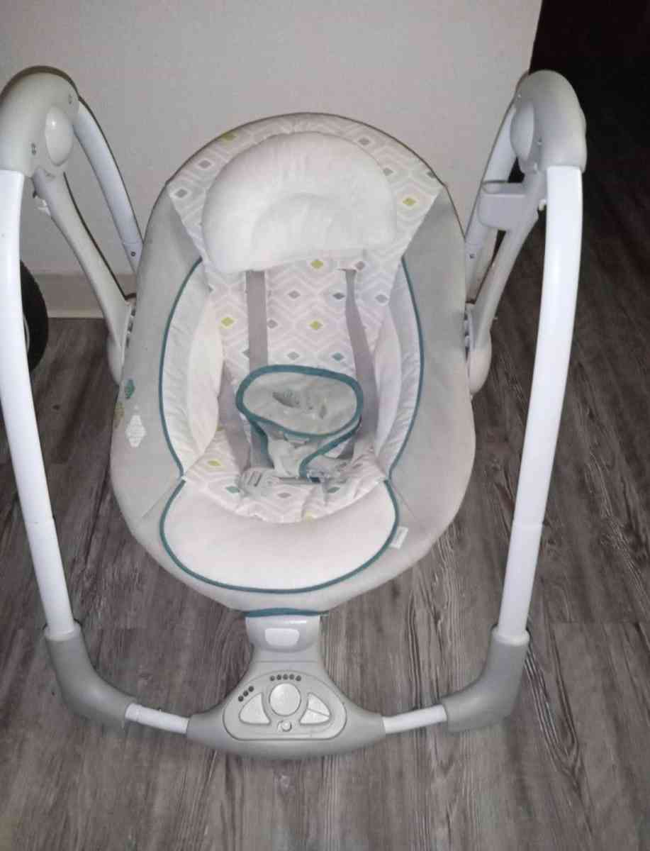 crib play pin and swing 150 OBO - Weslaco, Texas - FleaMarketBay