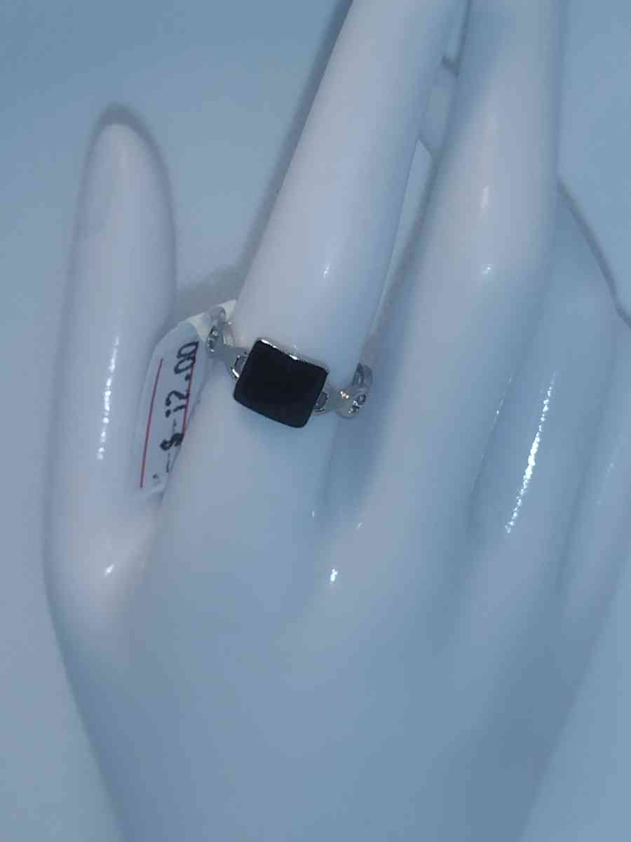 Black Square Chain Retro Geometric Ring - Roanoke, Virginia - FleaMarketBay