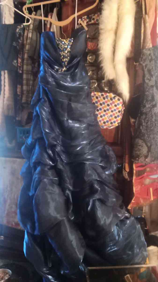 evening dress blue - Indian Trail, North Carolina - FleaMarketBay