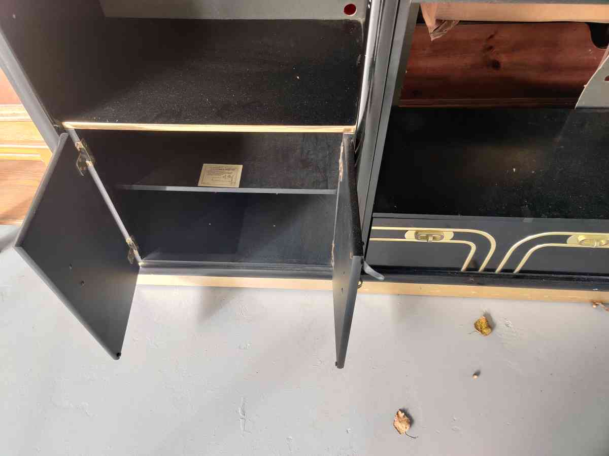 Black Entertainment Center - Morrow, Georgia - FleaMarketBay