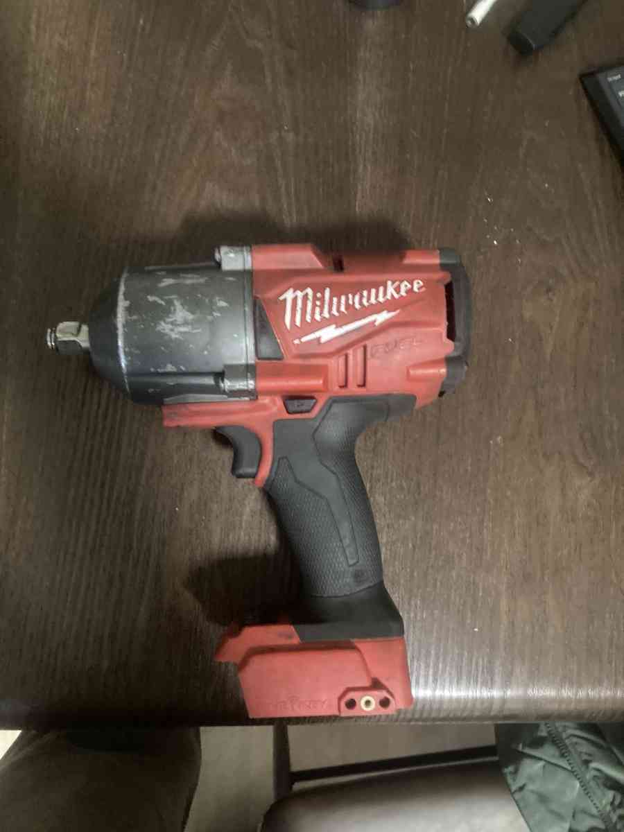 Impact wrench halfinch drive - Gardner, Massachusetts - FleaMarketBay