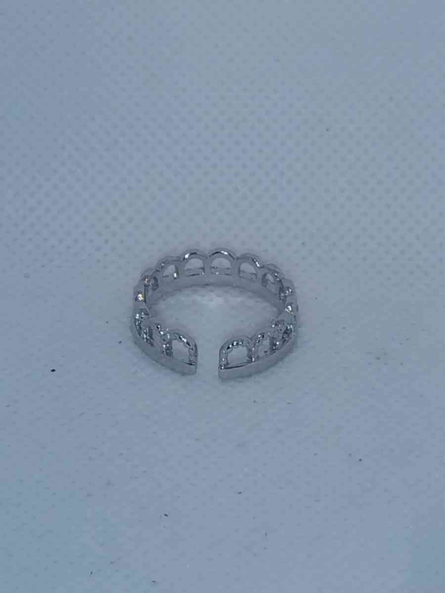 Pink Crown Ring - Roanoke, Virginia - FleaMarketBay