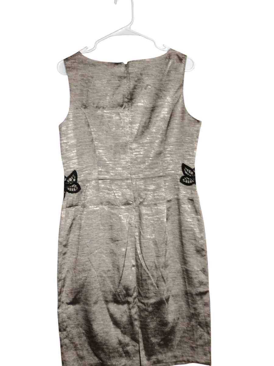 black lable silver dress - Saint Louis, Missouri - FleaMarketBay