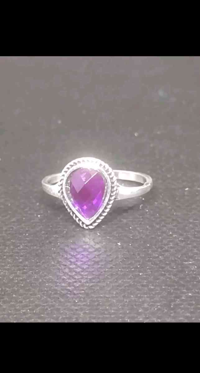 Purple Teardrop Silver Ring - Roanoke, Virginia - FleaMarketBay