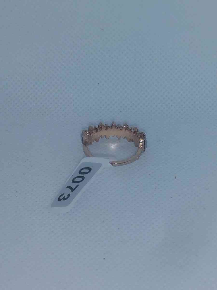 Straight White Chic Rhinestone Ring - Roanoke, Virginia - FleaMarketBay