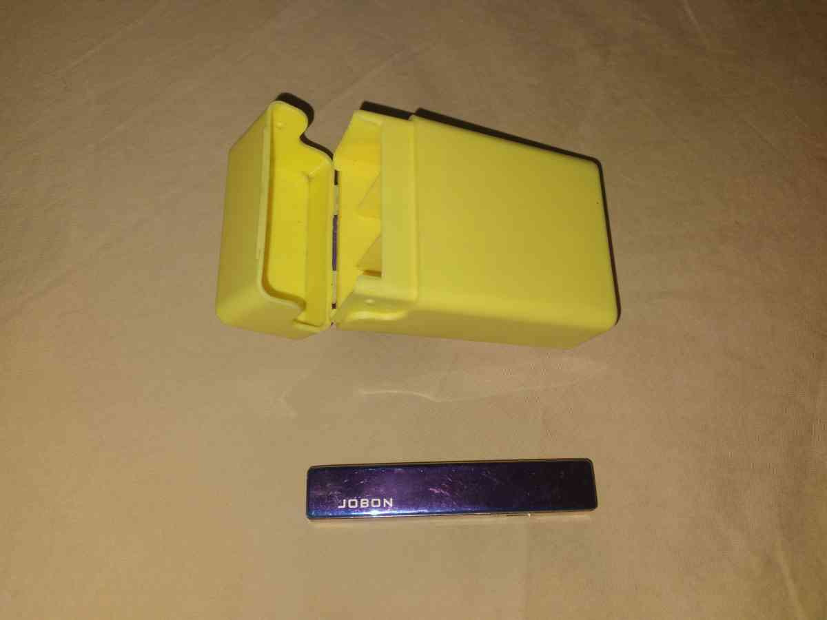 CIGARETTE ROLLER MACHINE Save Hundreds - Aurora, Colorado - FleaMarketBay