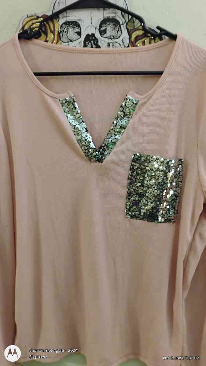 ladies blouse - Barnhart, Missouri