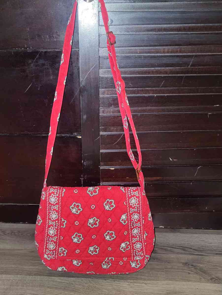 Vera Bradley Red Paisley Bandana Crossbody Bag - Kokomo, Indiana - FleaMarketBay