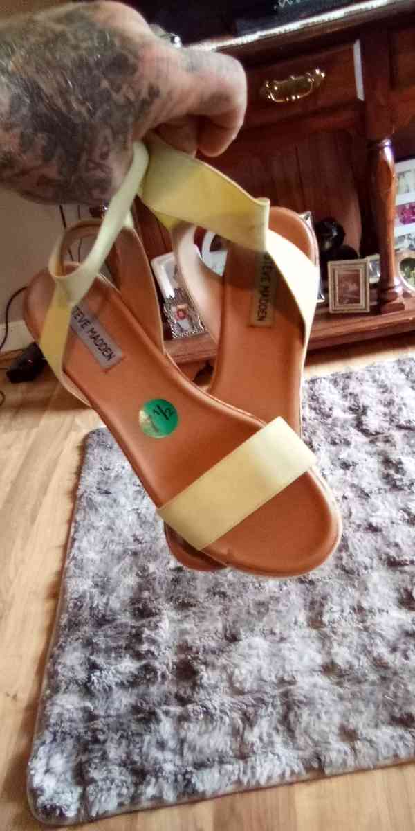 womans shoes - Paducah, Kentucky - FleaMarketBay