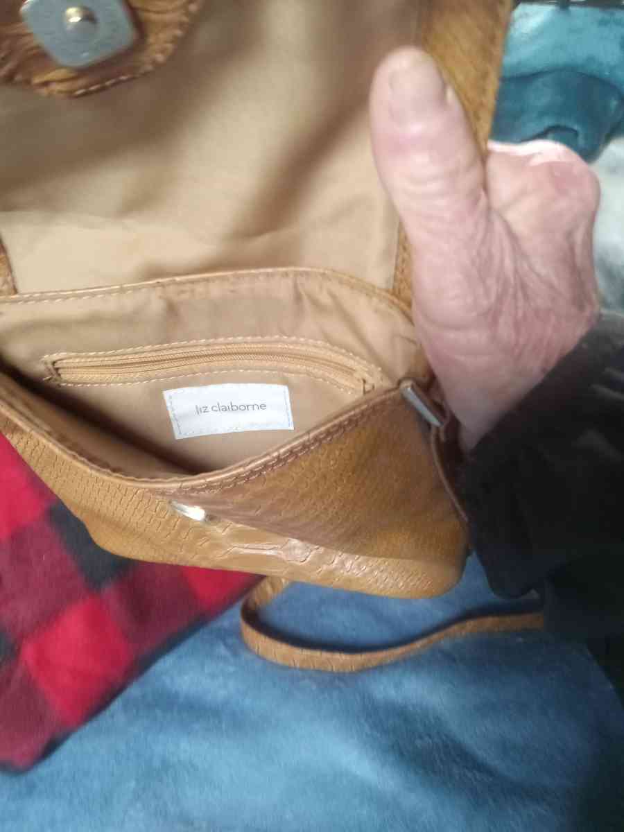 over the shoulder purse - Travelers Rest, South Carolina - FleaMarketBay