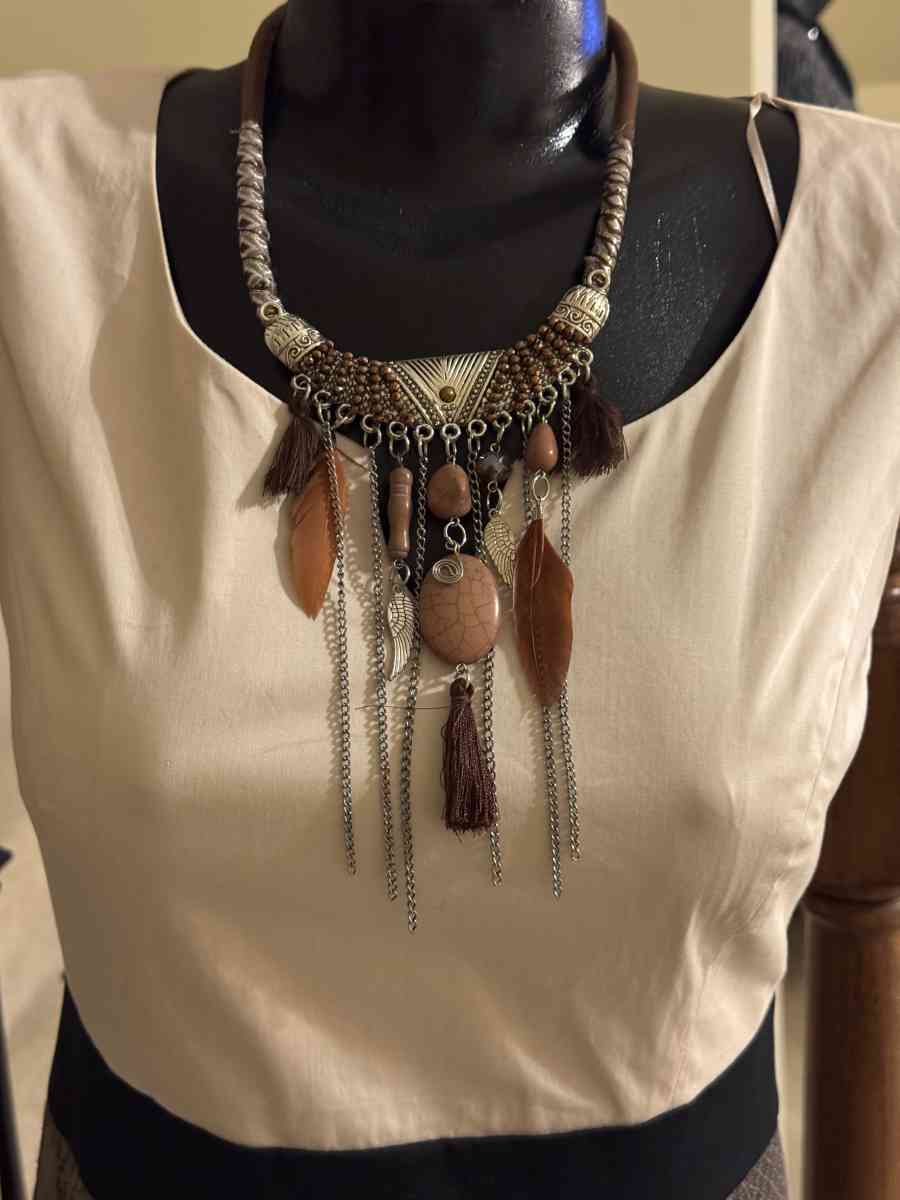 2037ITT Bohemian Style Necklace With Multilayers And Feather - Gallatin, Tennessee