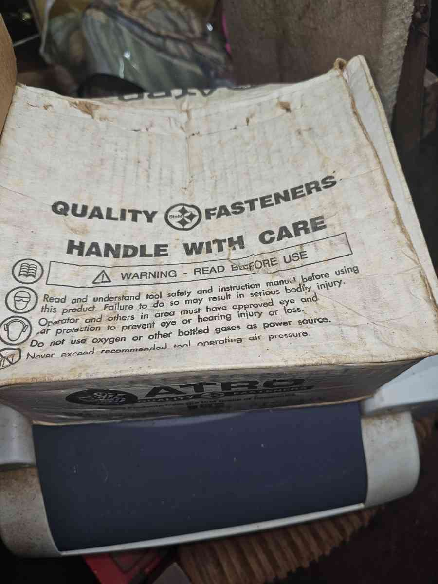 galvanized nails - Nevada City, California - FleaMarketBay