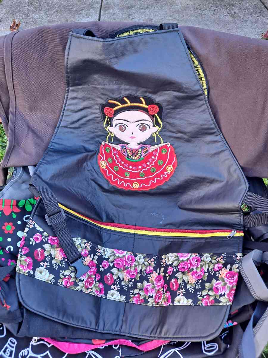 Mandiles echo a mano handmade aprons - Palo Alto, California - FleaMarketBay