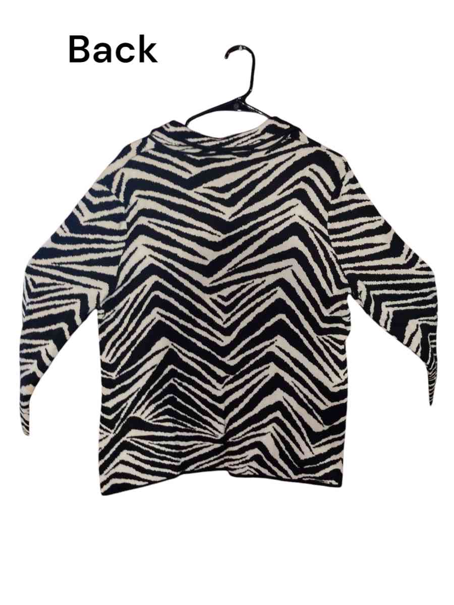 chicos zebra print jacket - Saint Louis, Missouri - FleaMarketBay