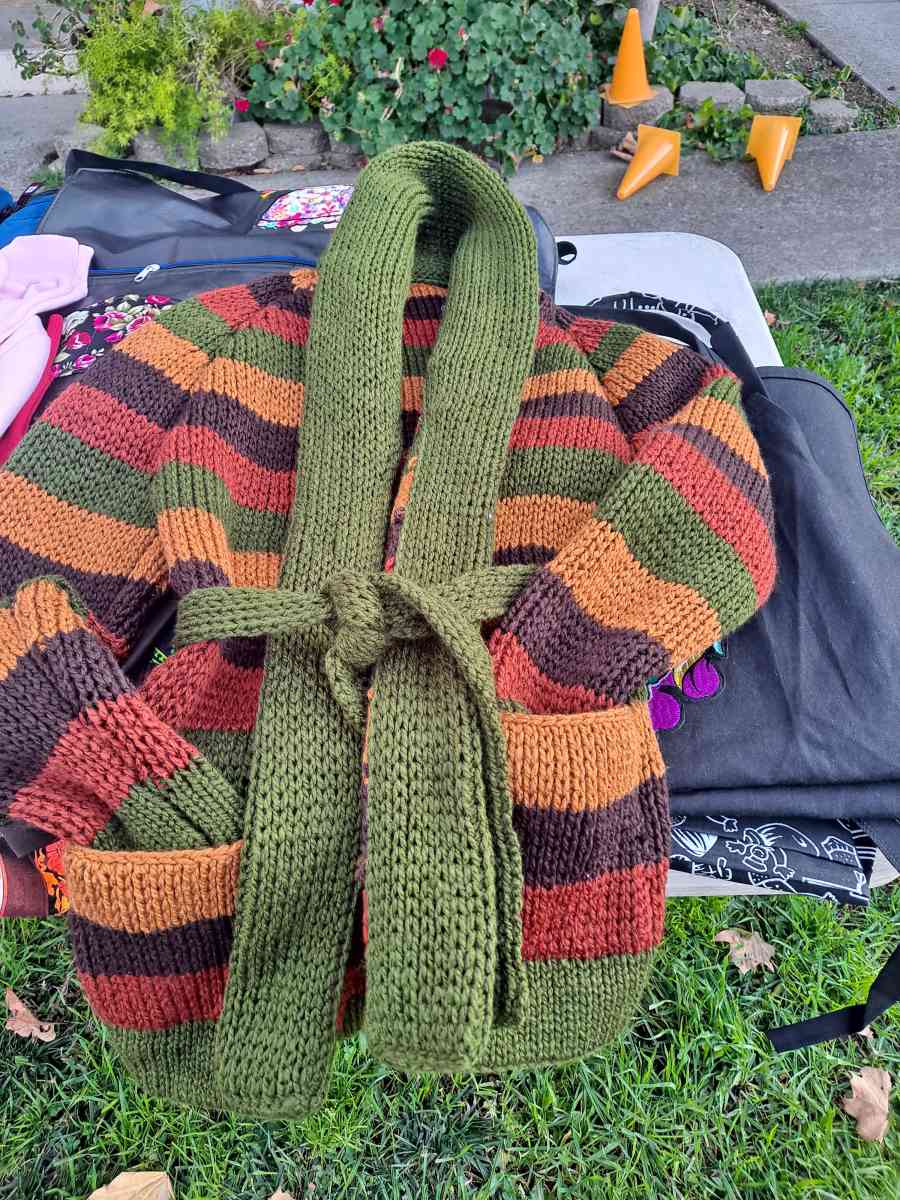 handmade sweaters - Palo Alto, California - FleaMarketBay