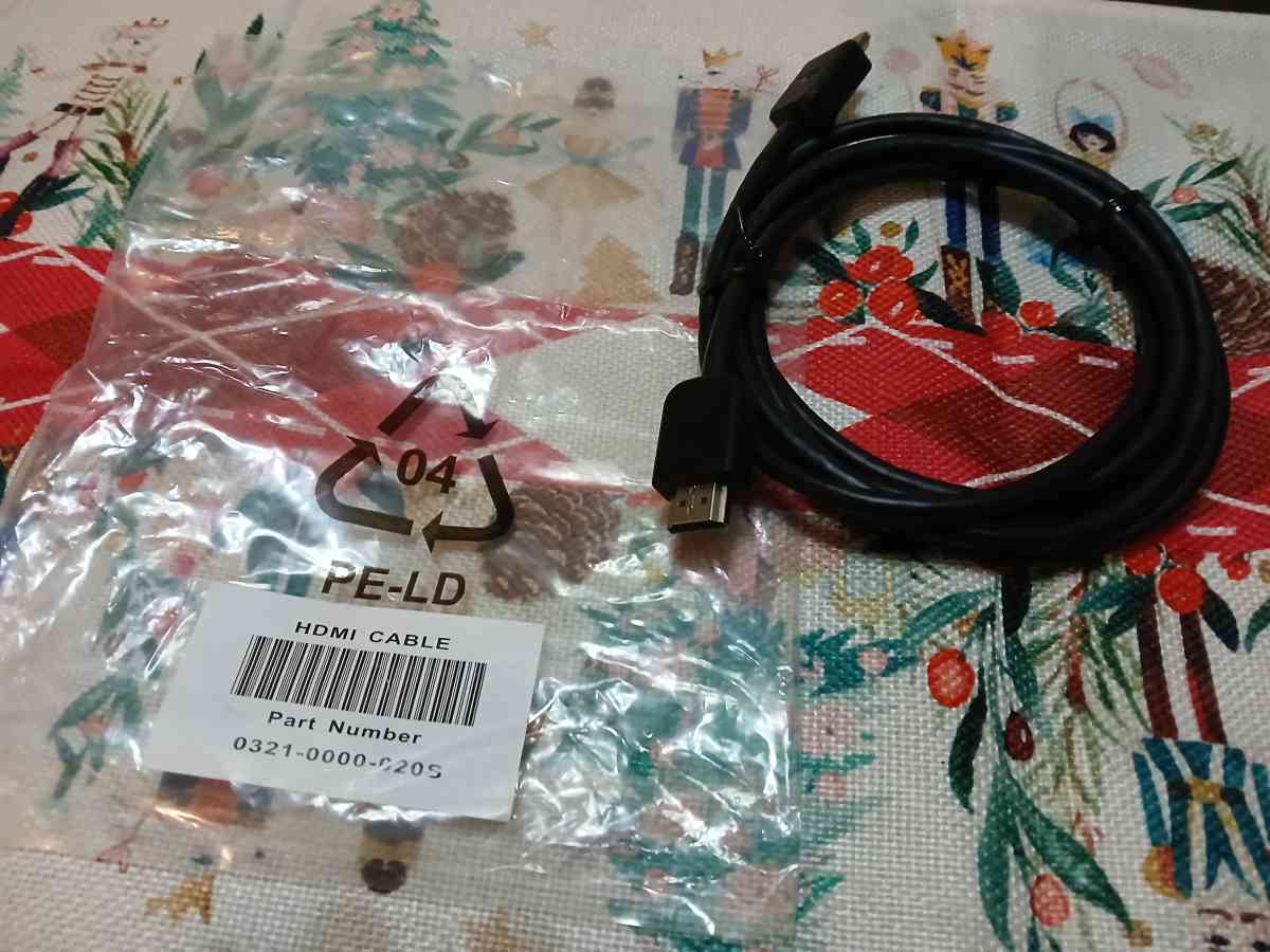 HDMI cable 5feet used like new - Indianapolis, Indiana