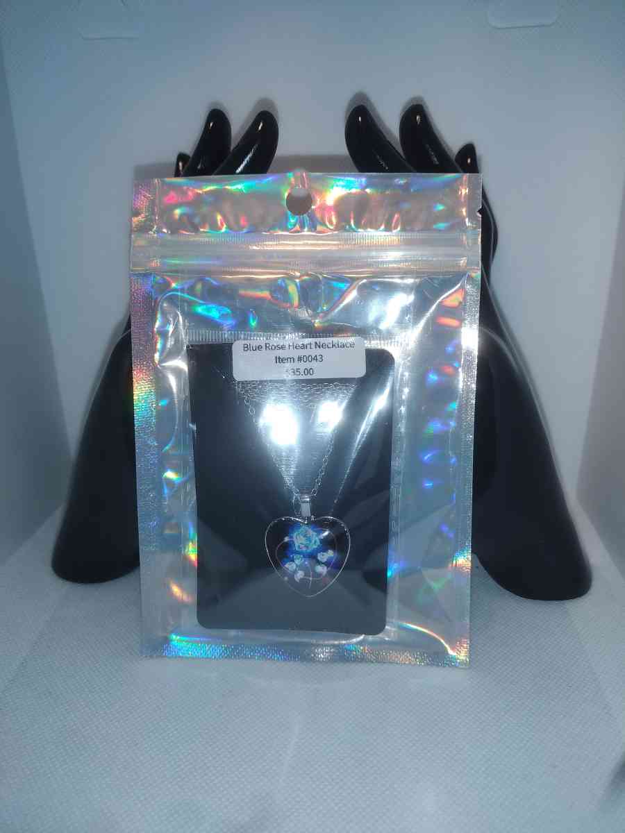 Blue Rose Heart Necklace - Roanoke, Virginia - FleaMarketBay