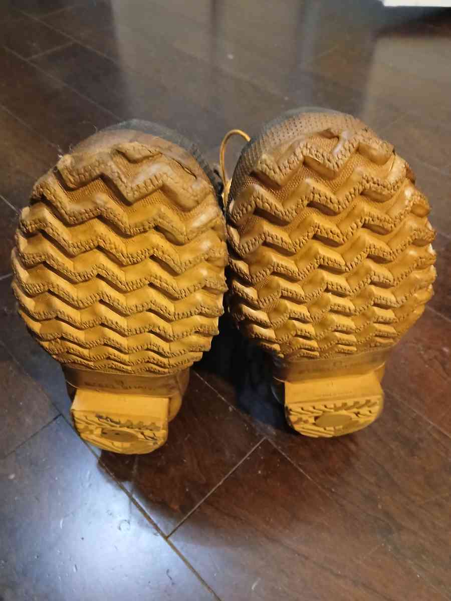 Boundary Steel Shank Duck Brown Boots - Indianapolis, Indiana - FleaMarketBay