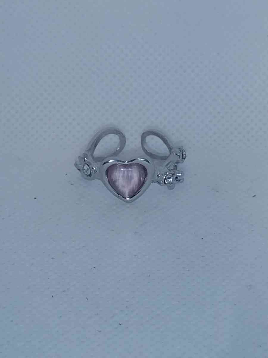 Barbed Heart Ring - Roanoke, Virginia - FleaMarketBay