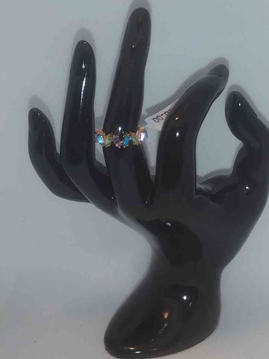 Multi Color Vs Chic Rhinestone Ring - Roanoke, Virginia - FleaMarketBay