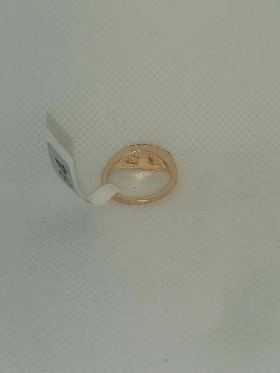 Onyx Eye Chic Rhinestone Ring - Roanoke, Virginia - FleaMarketBay