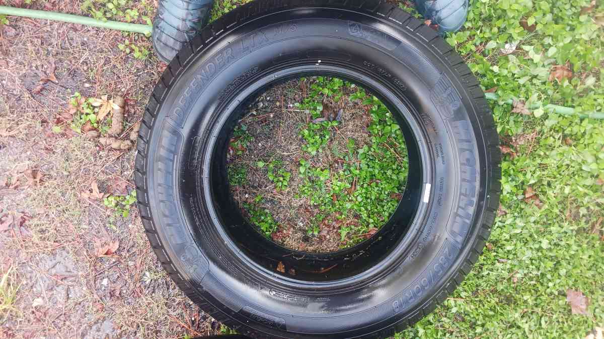 3 MICHELIN TIRES - Houston, Texas - FleaMarketBay