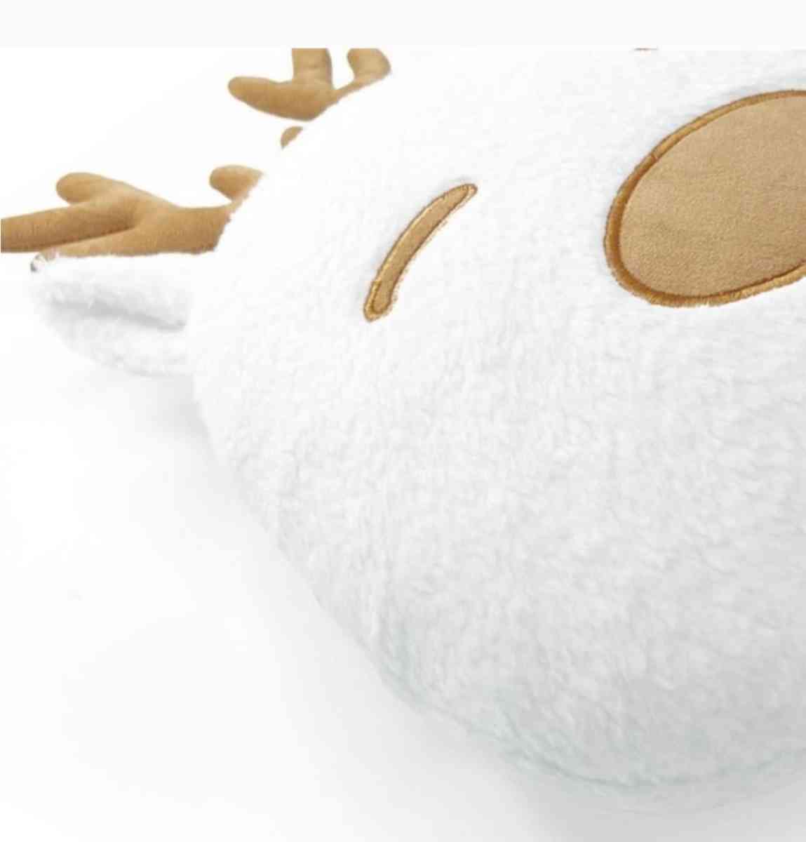 Target bullseyes playground christmas reindeer pillow 14H - Indianapolis, Indiana - FleaMarketBay