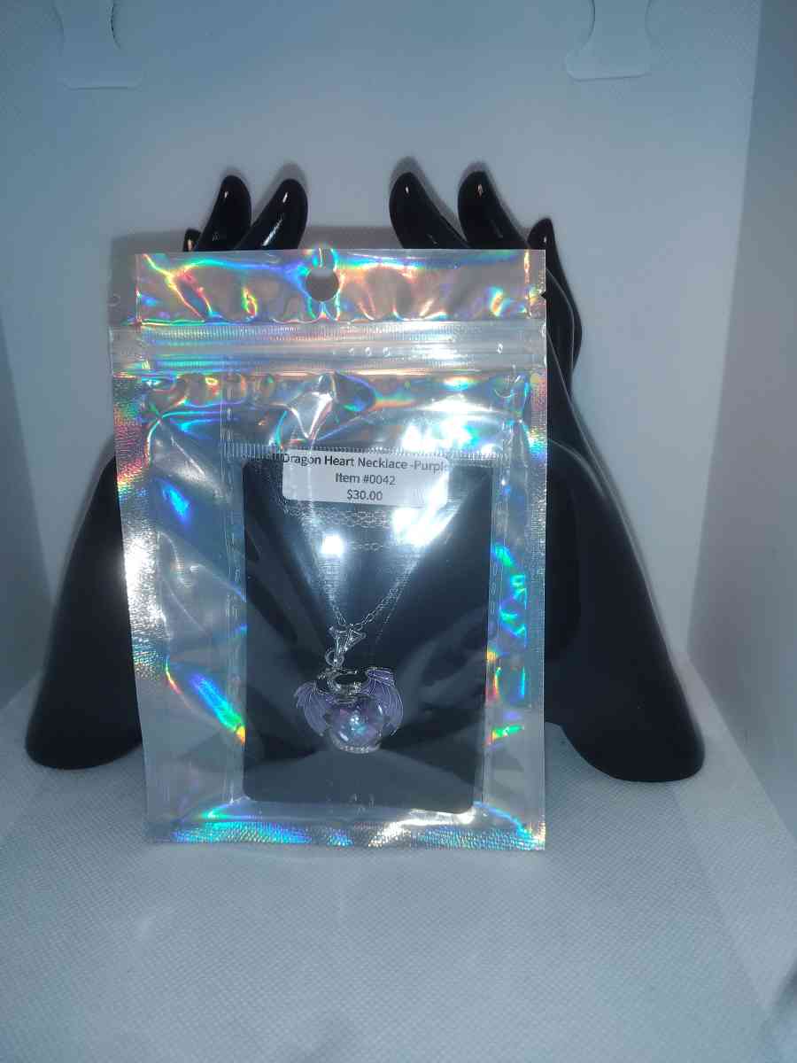 Dragon Heart Rhinestone Necklace Purple - Roanoke, Virginia - FleaMarketBay