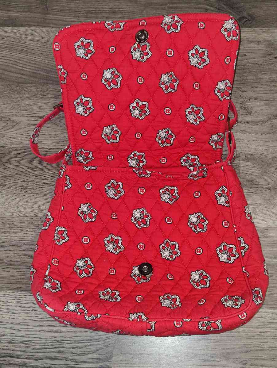 Vera Bradley Red Paisley Bandana Crossbody Bag - Kokomo, Indiana - FleaMarketBay