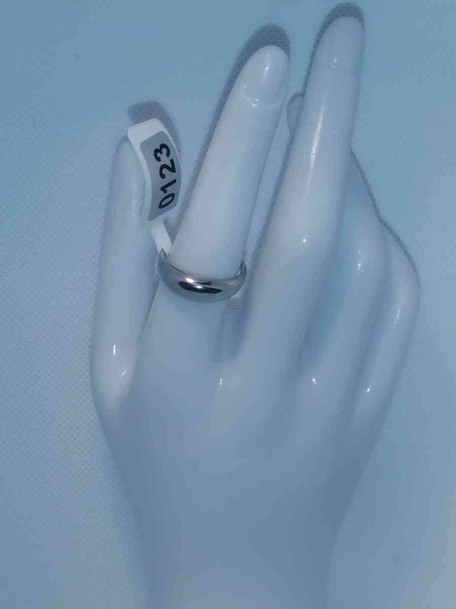 Dome Style Retro Geometric Ring - Roanoke, Virginia - FleaMarketBay