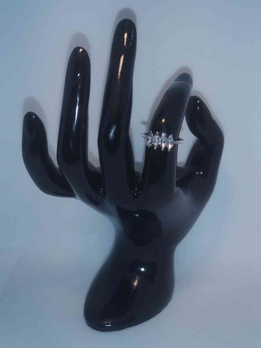 Gothic Aesthetic Ring Claws - Roanoke, Virginia - FleaMarketBay