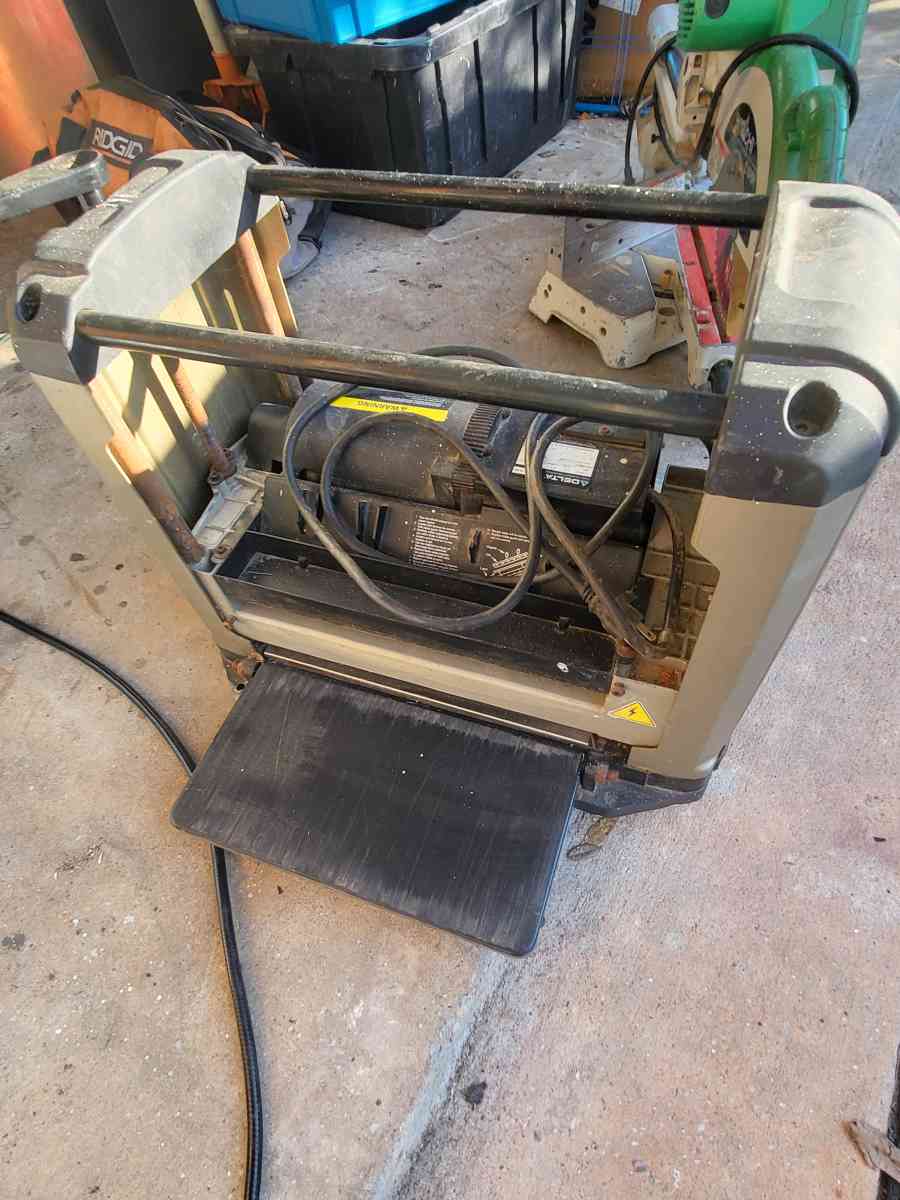 Playner wood and Hitachi electric Table Soog 10 inch - Houston, Texas - FleaMarketBay