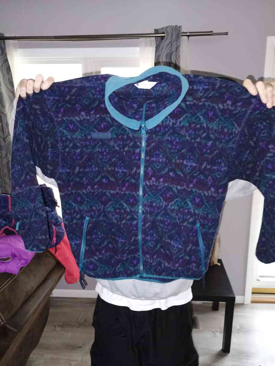 Columbia jackets bundle size XL and large - Terre Haute, Indiana - FleaMarketBay