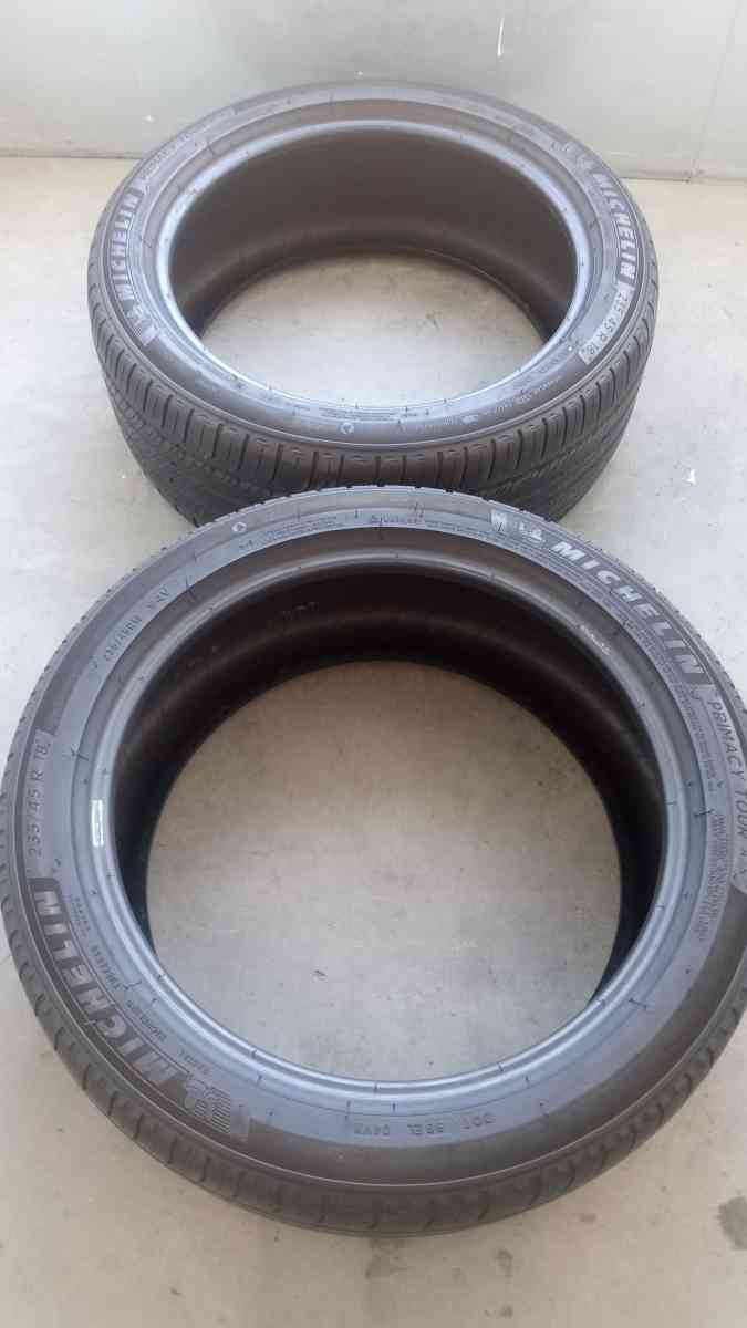 2 Michelin tires at 75   life - Atherton, California - FleaMarketBay