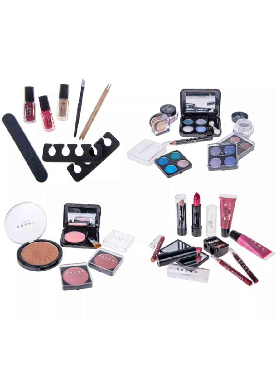 Shany carry all trunk Makeup - North Miami Beach, Florida - FleaMarketBay
