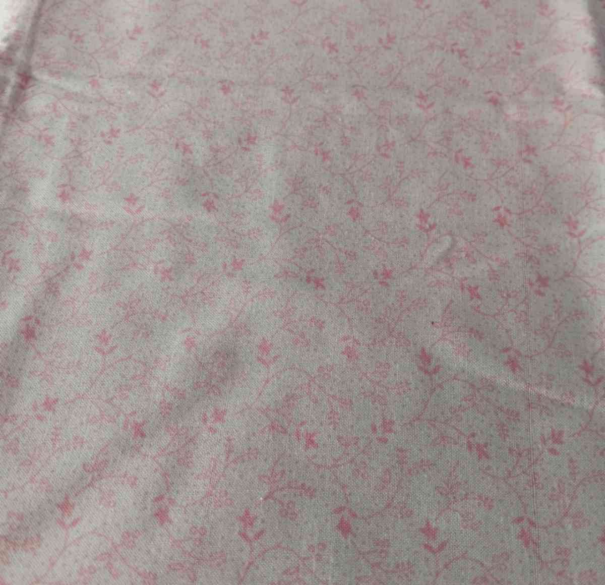 Handmade Baby Blanket Pink White - Nashville, Arkansas - FleaMarketBay