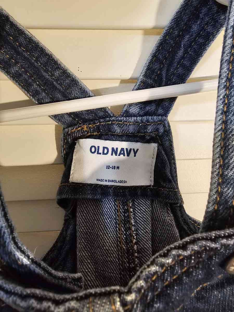 Old Navy 12 to 18 months denim overall dress - Indianapolis, Indiana - FleaMarketBay