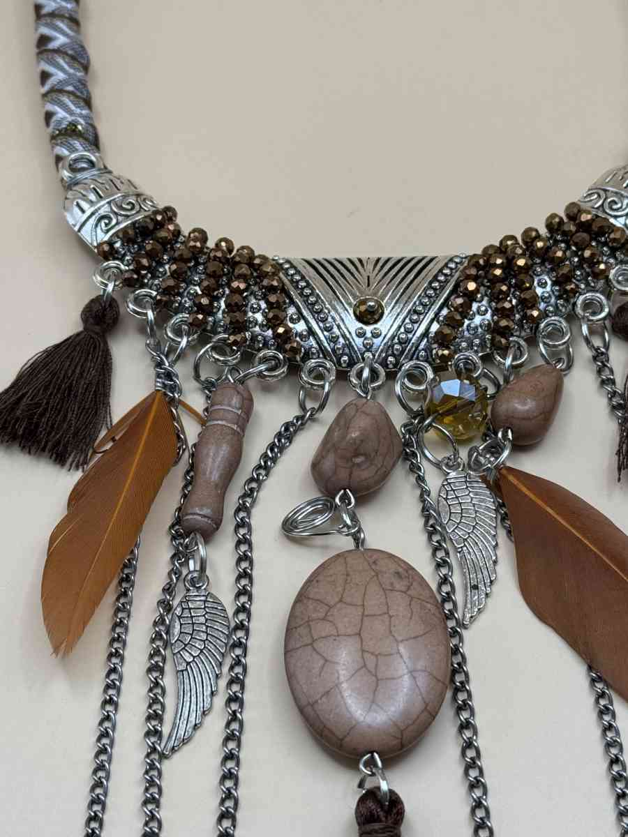 2037ITT Bohemian Style Necklace With Multilayers And Feather - Gallatin, Tennessee - FleaMarketBay