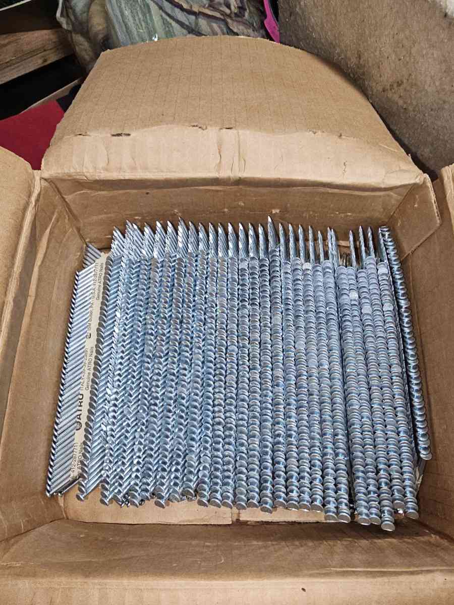 galvanized nails - Nevada City, California - FleaMarketBay