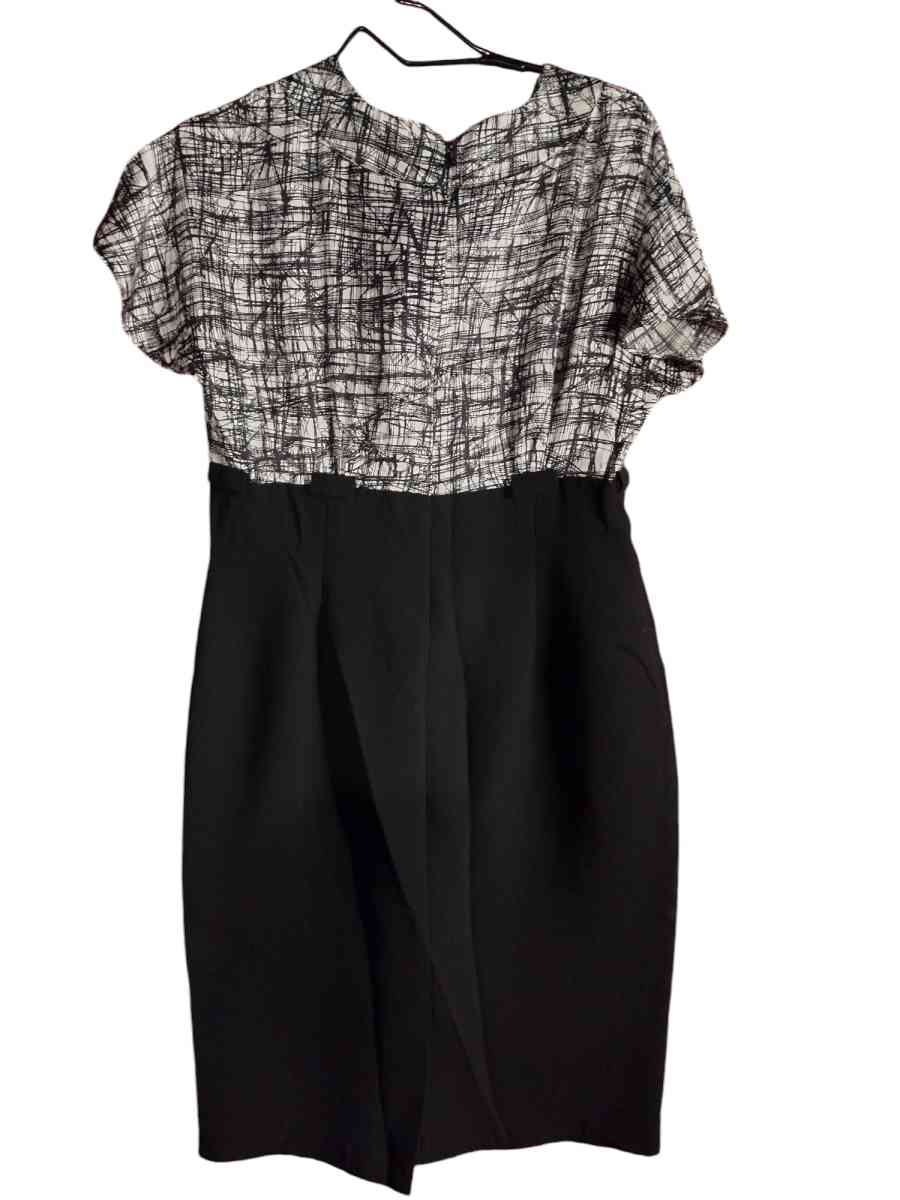 Calvin Klein womens dress - Saint Louis, Missouri - FleaMarketBay