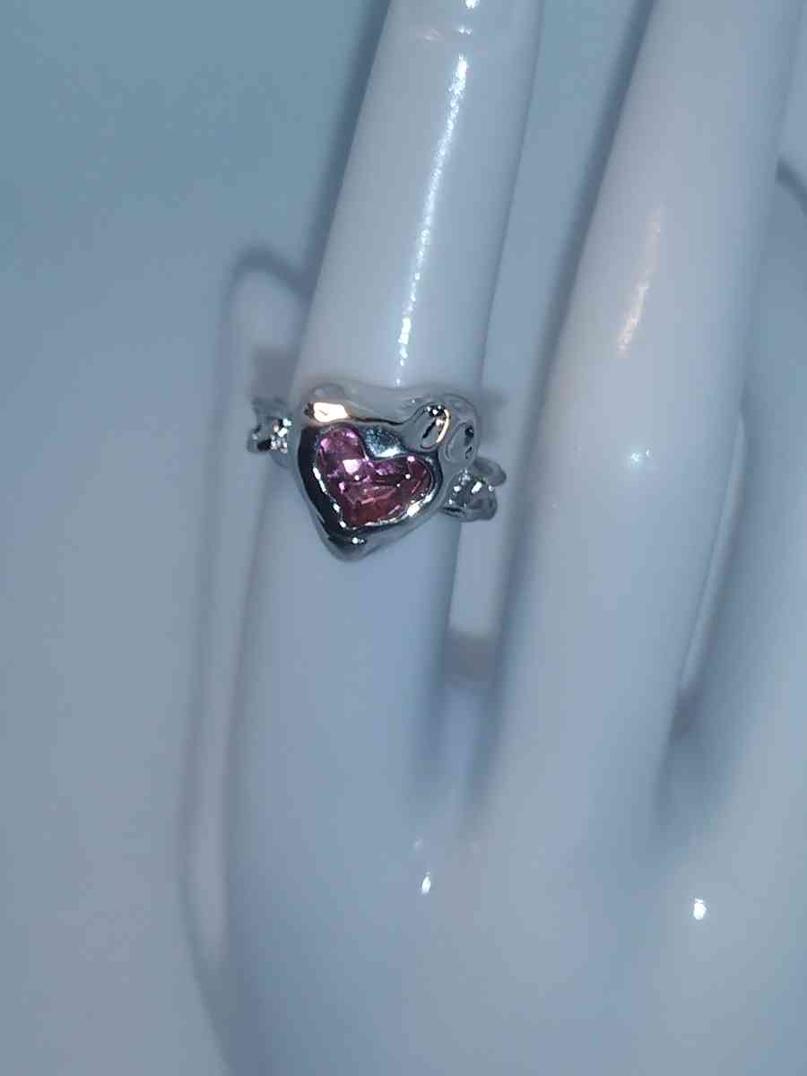 Chained Heart Ring - Roanoke, Virginia