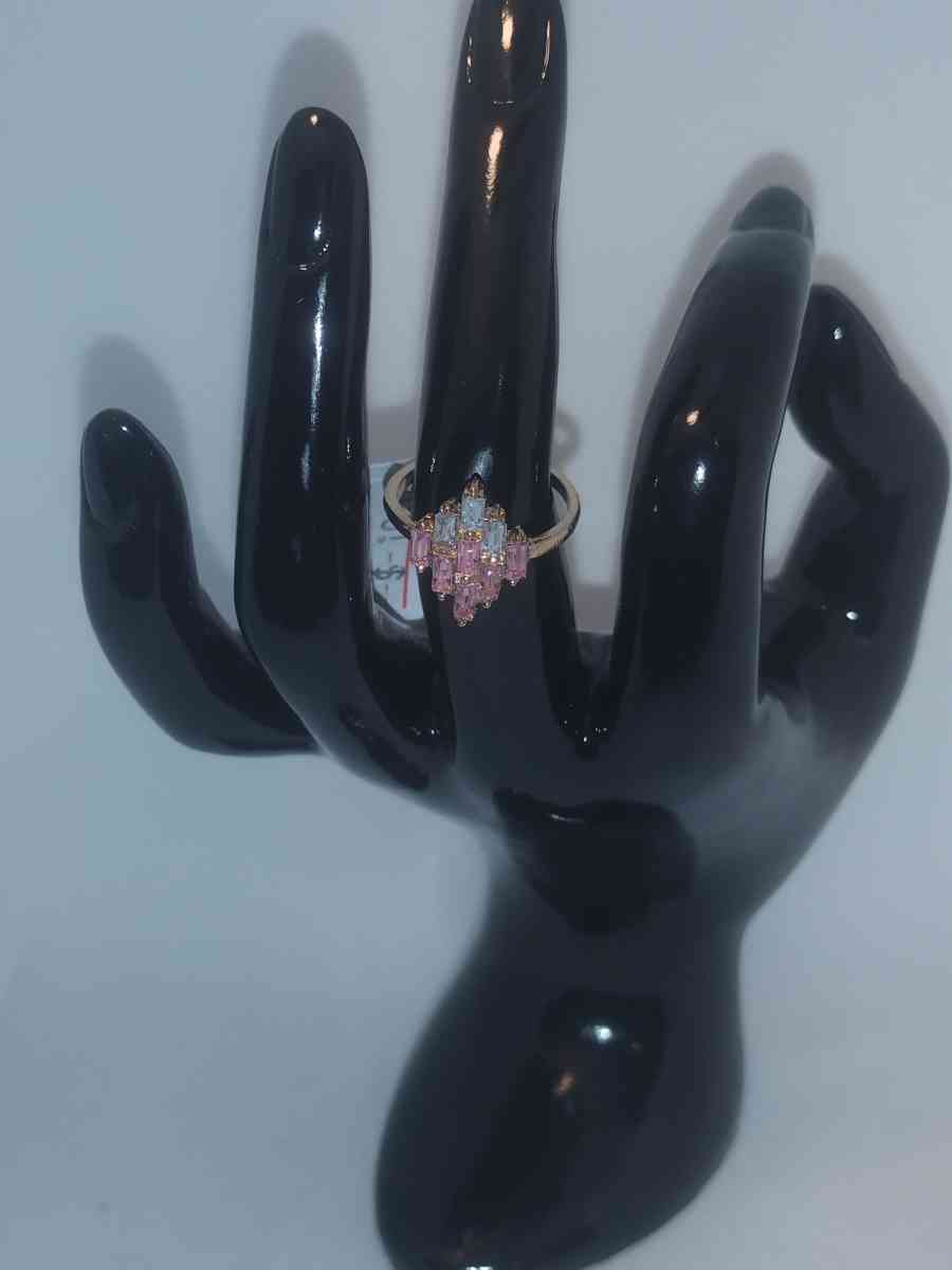 Pink White Diamond Chic Rhinestone Ring - Roanoke, Virginia - FleaMarketBay