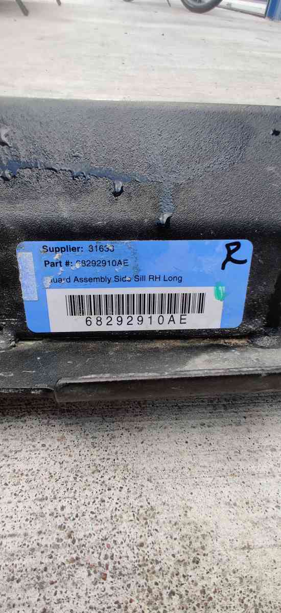 Jeep Wrangler LR side sillstep 20182024 - Houston, Texas - FleaMarketBay