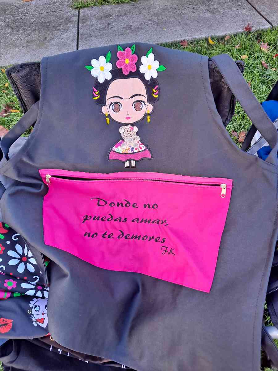 Mandiles echo a mano handmade aprons - Palo Alto, California - FleaMarketBay